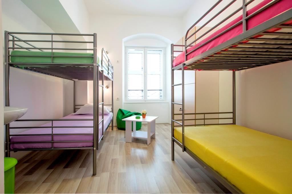 Hostel Downtown Split