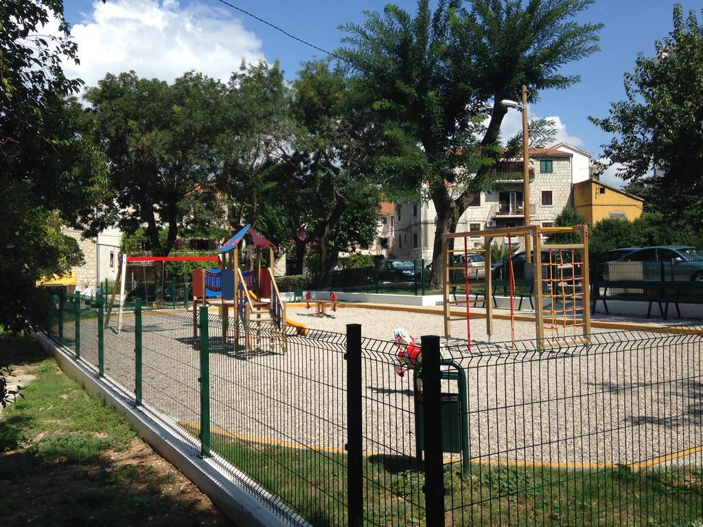 Centar 1 Private With Ensuite And Kitchenette Apartment Split