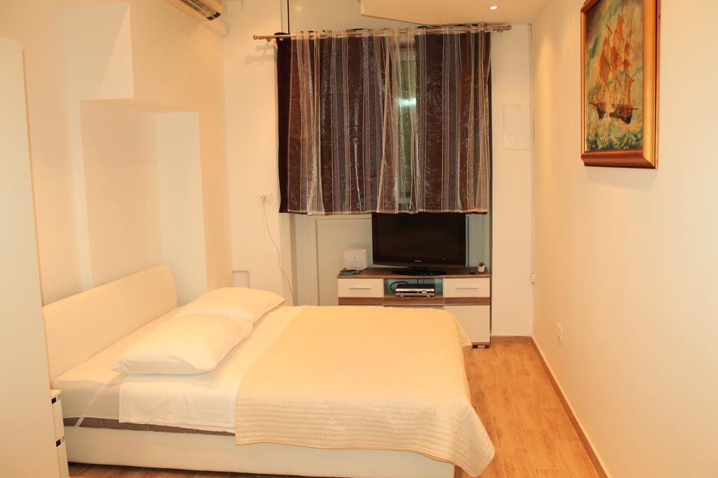 Stipe Apartment