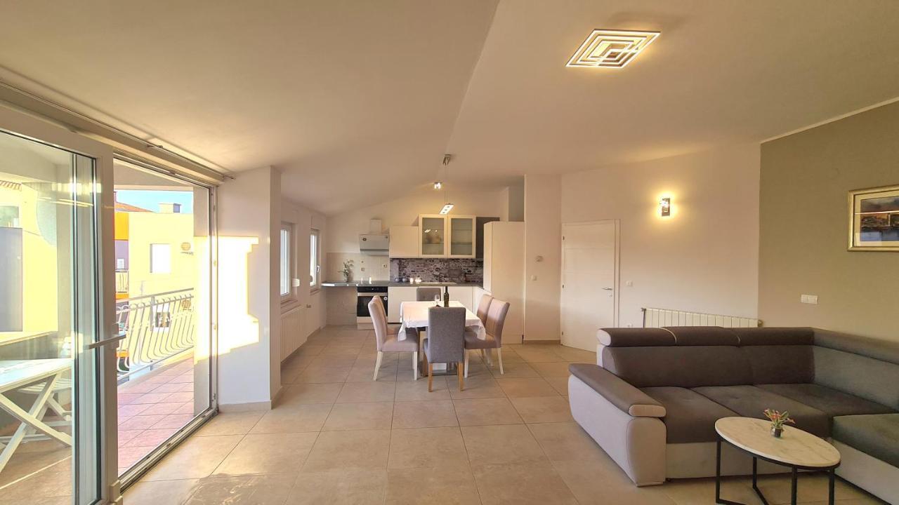 Apartamento Maestral