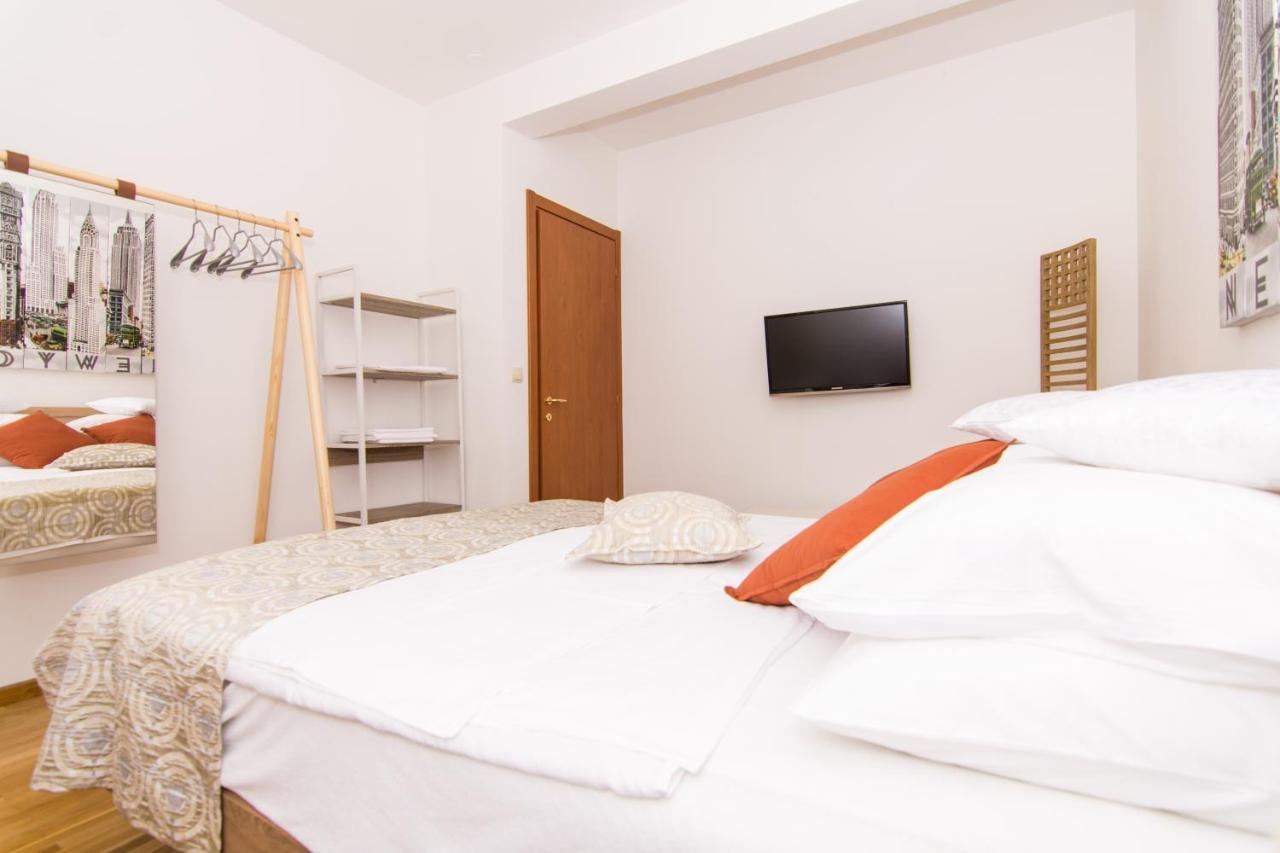 Gallery Luxury Suites & Rooms-Only Adults Apartamento