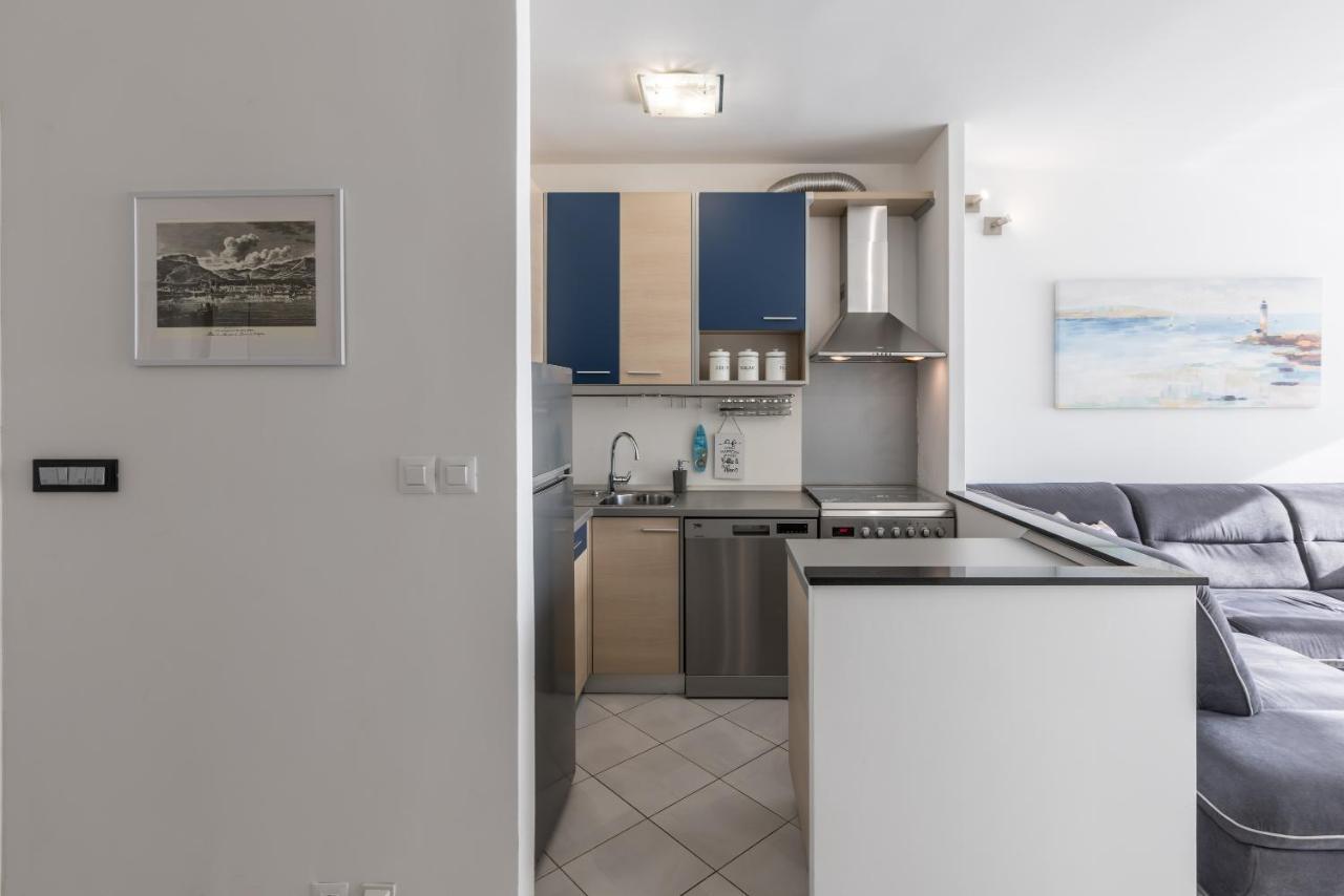 Sundowners Apartment, 52qm, Double & Single Bed, 10 Min From Old Town Of Apartment
