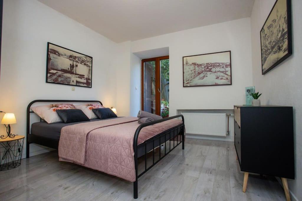 Apartment Old Town Split