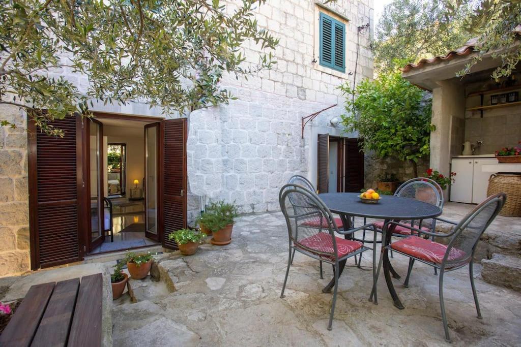 Old Town Apartment