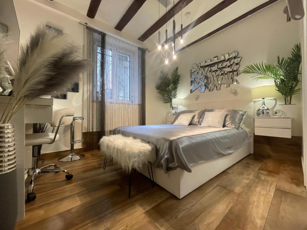 Spalatum New Chic & With Kitchen And Terrace - Centre *