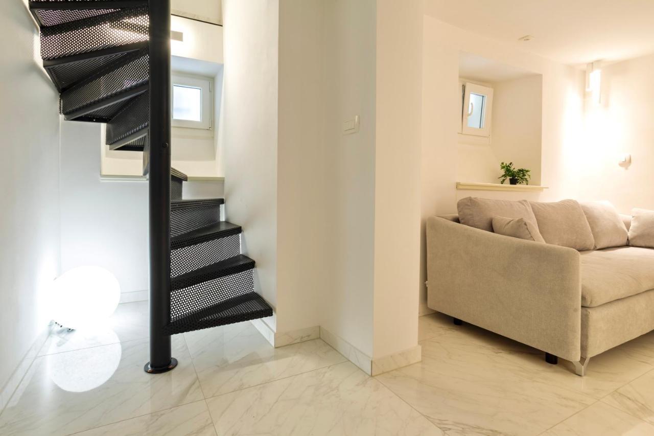 Apartments & Rooms Graso Apartment *
