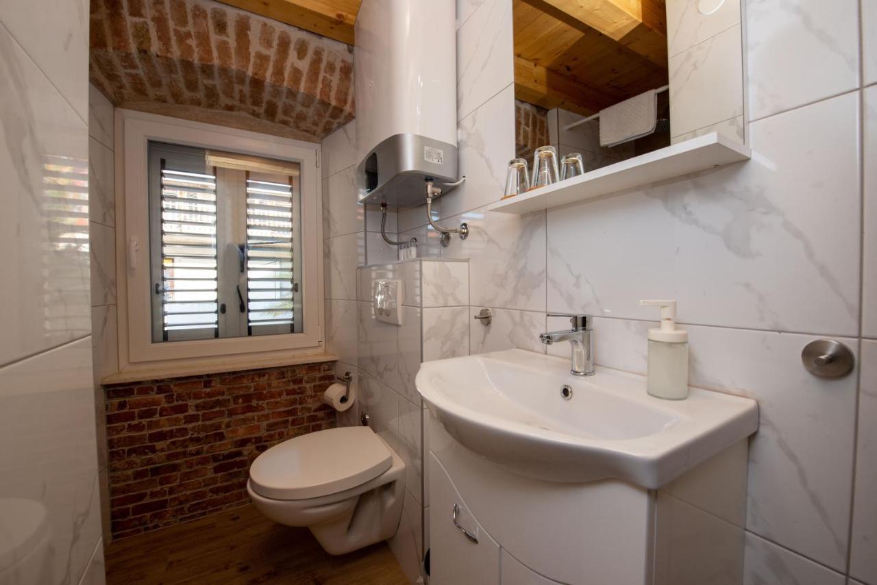Lighthouse Apartment