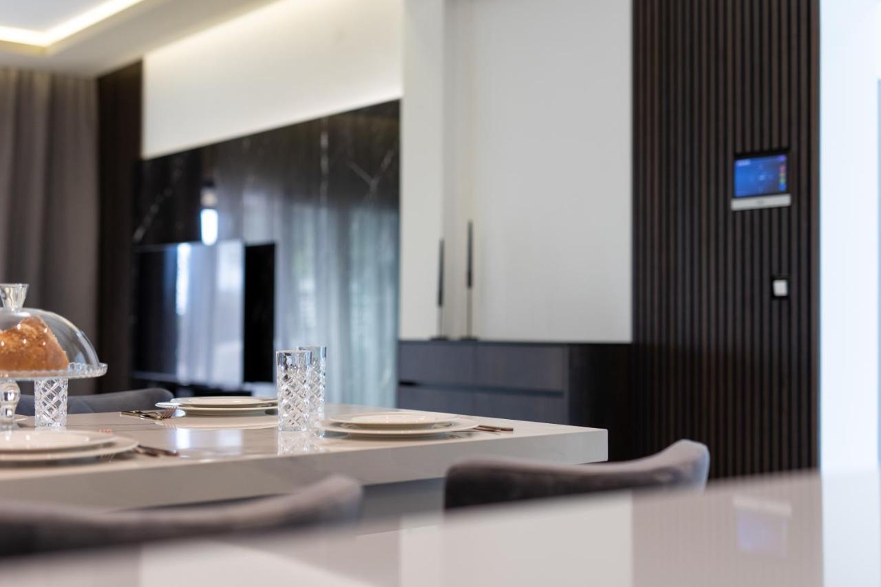 Apartment Capeta *