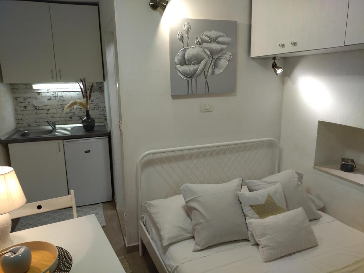 Apartamento Tiny In Center Stone House
