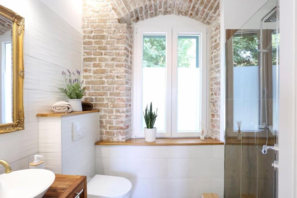 Monfrina 1, Luxury With Balcony In The Old Town * Split