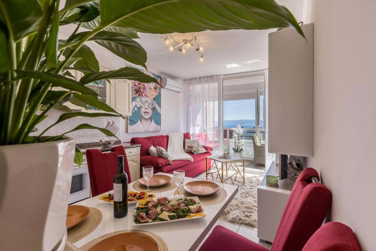 Apartment Desert Rose