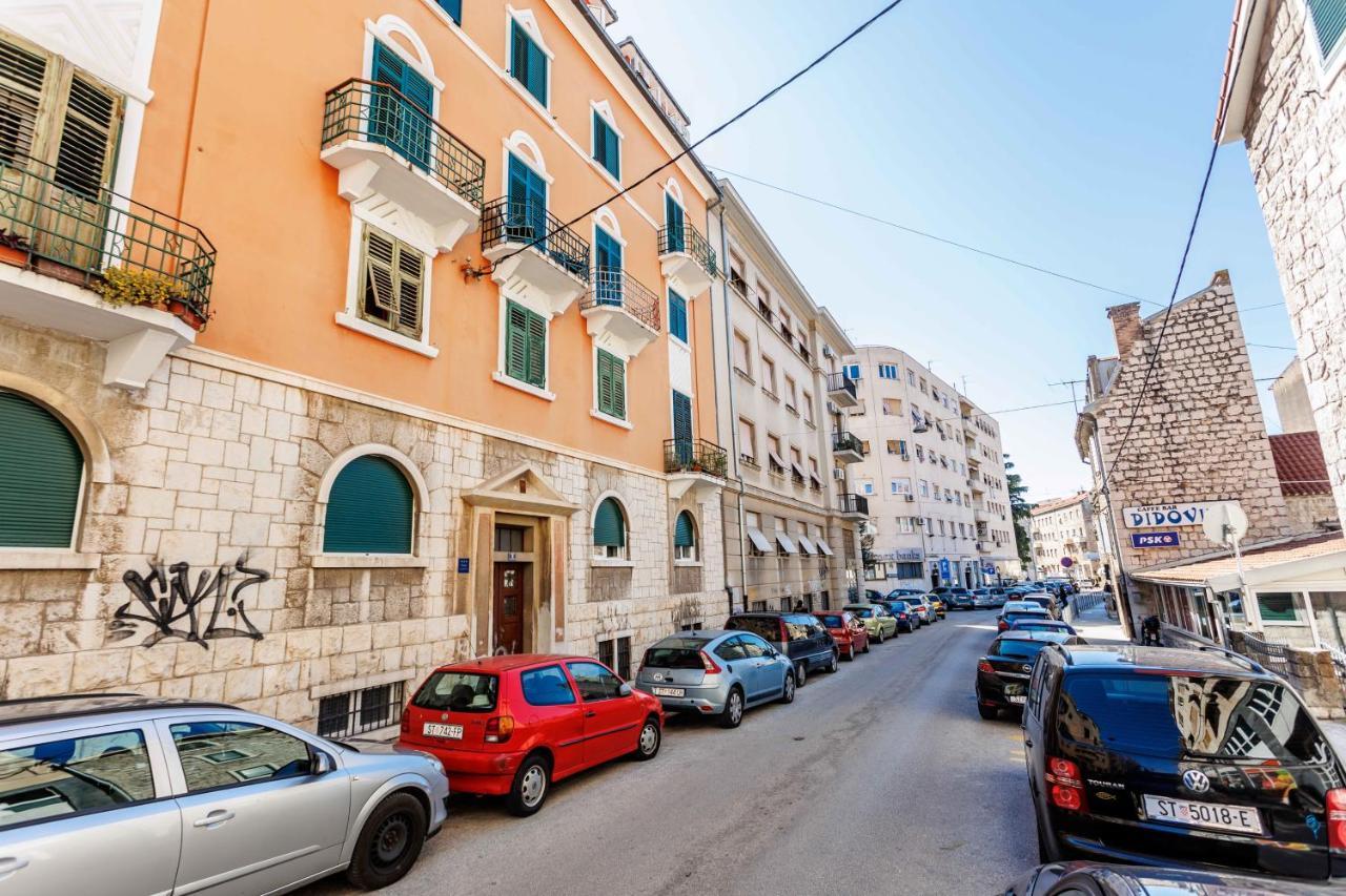 Apartment Blue Pearl-split Town Center *