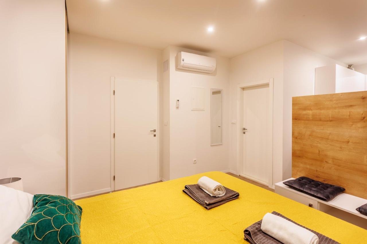 Apartment Blue Pearl-split Town Center *