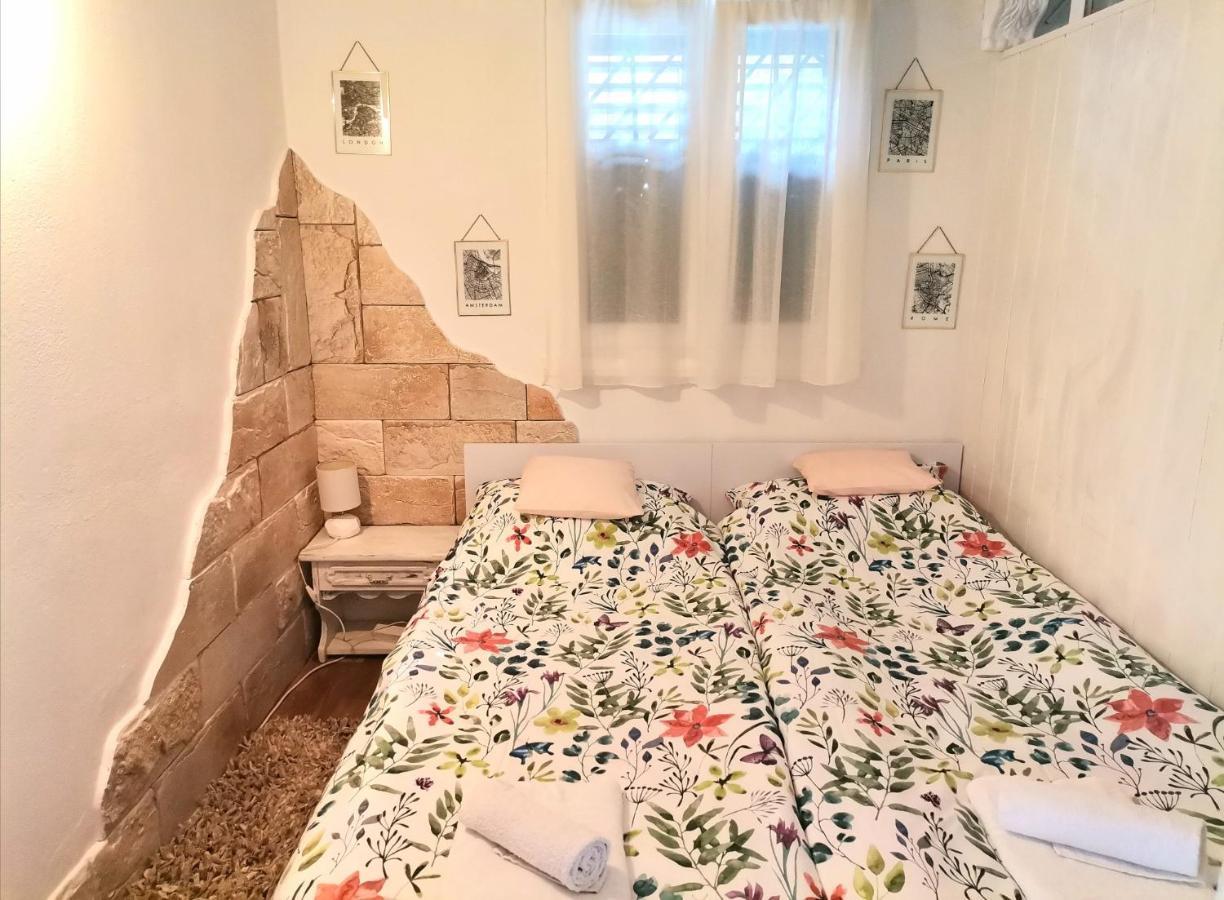 Milla Apartment
