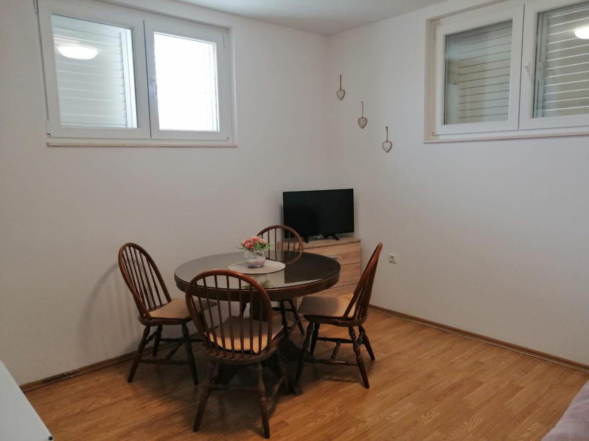 Anamarija Apartment