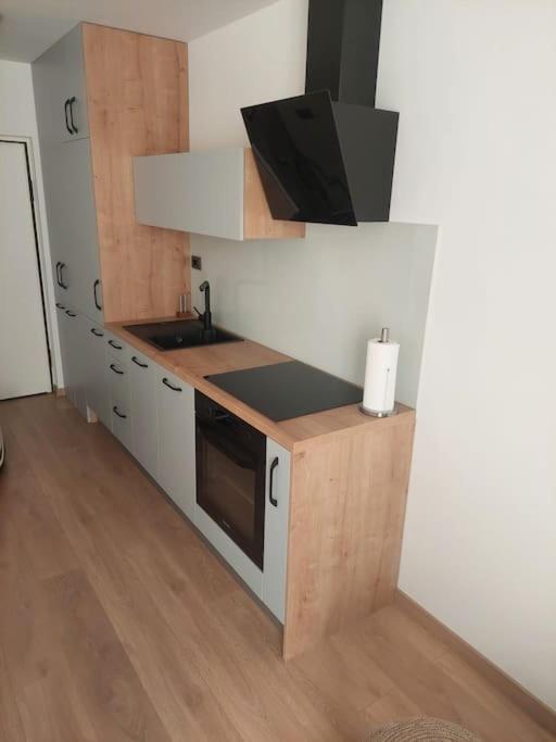 Apartment G-in-st *