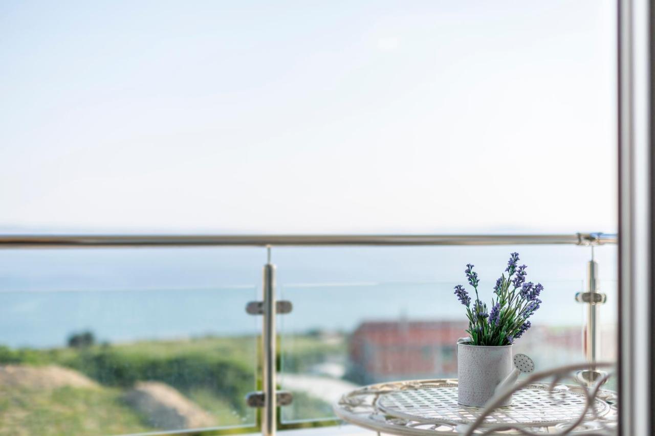 Luxury Horizonte With Swimming Pool