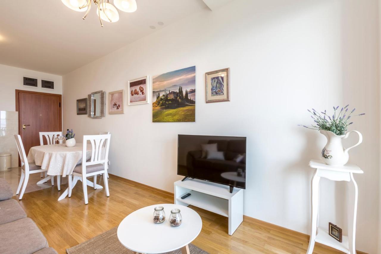 Apartman Luxury Horizonte With Swimming Pool