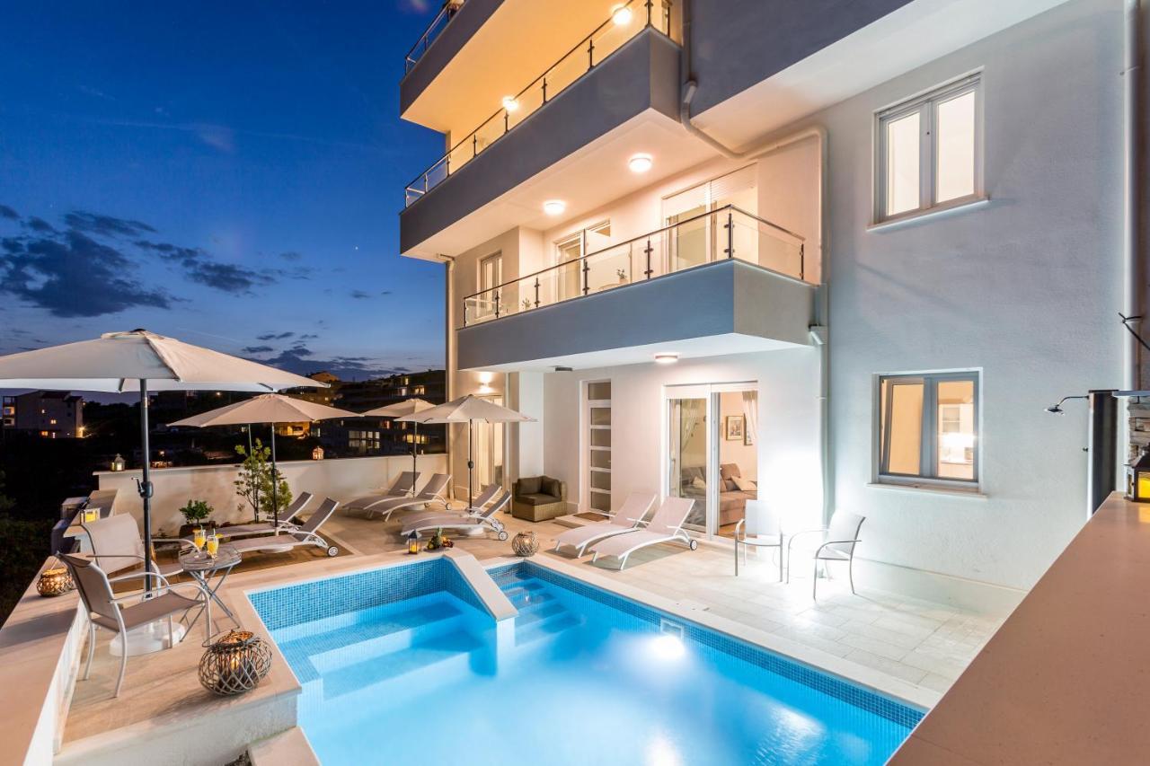 Luxury Horizonte With Swimming Pool *