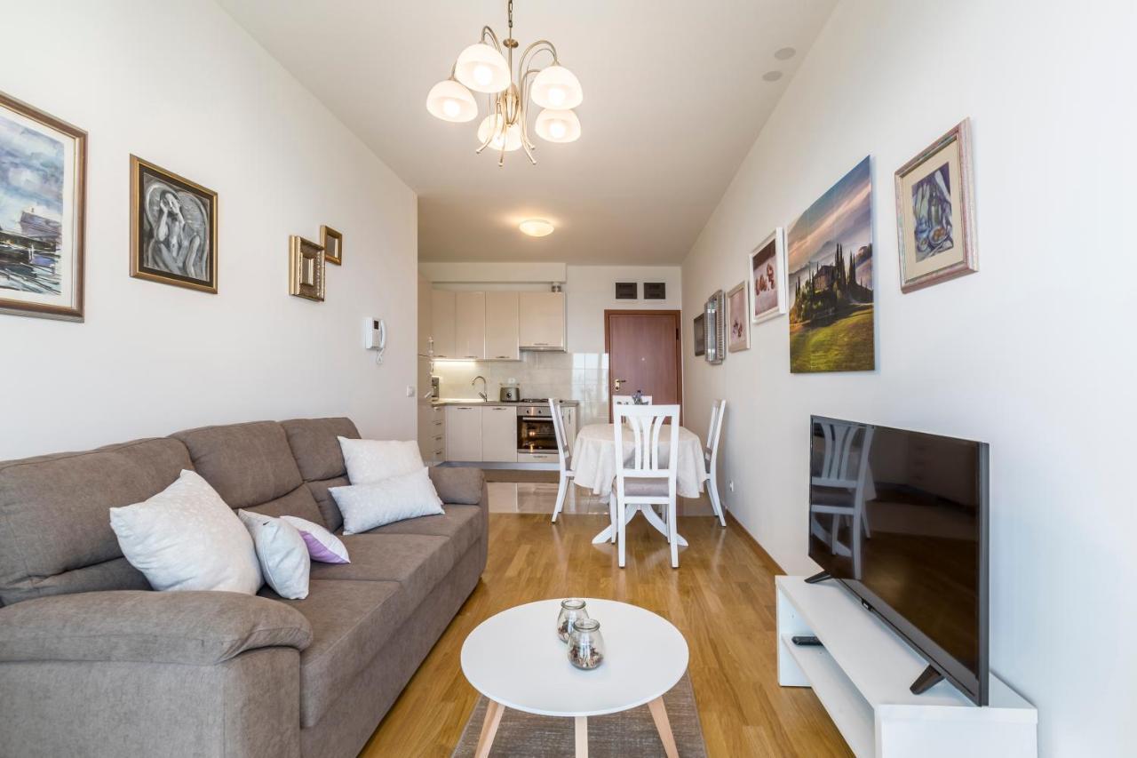 Luxury Horizonte With Swimming Pool Apartment