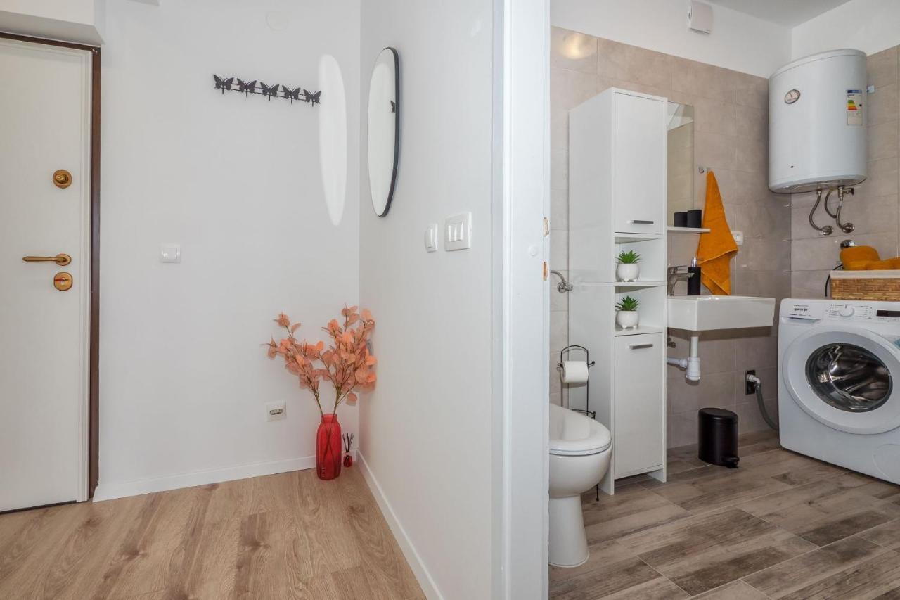 Mare Apartment *