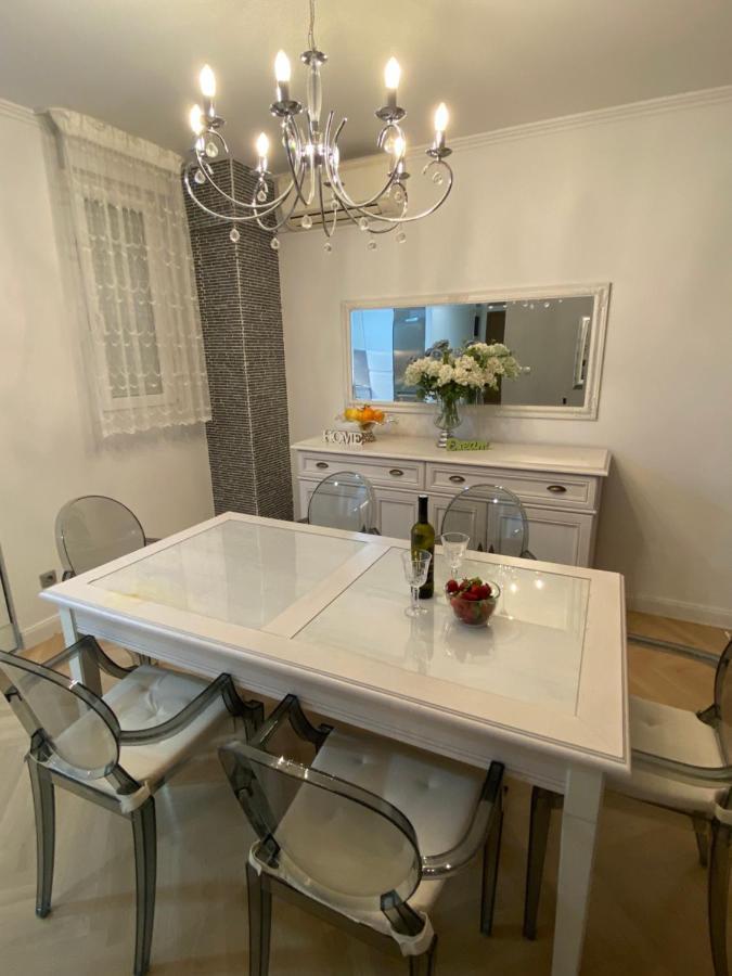 Sandra, With 2 Bathroom, Wi-fi, Private Parking