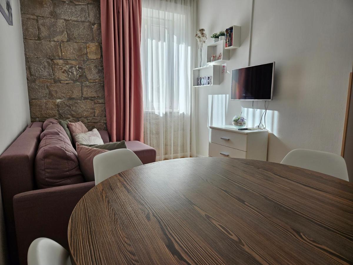 Heritage Stone * Split