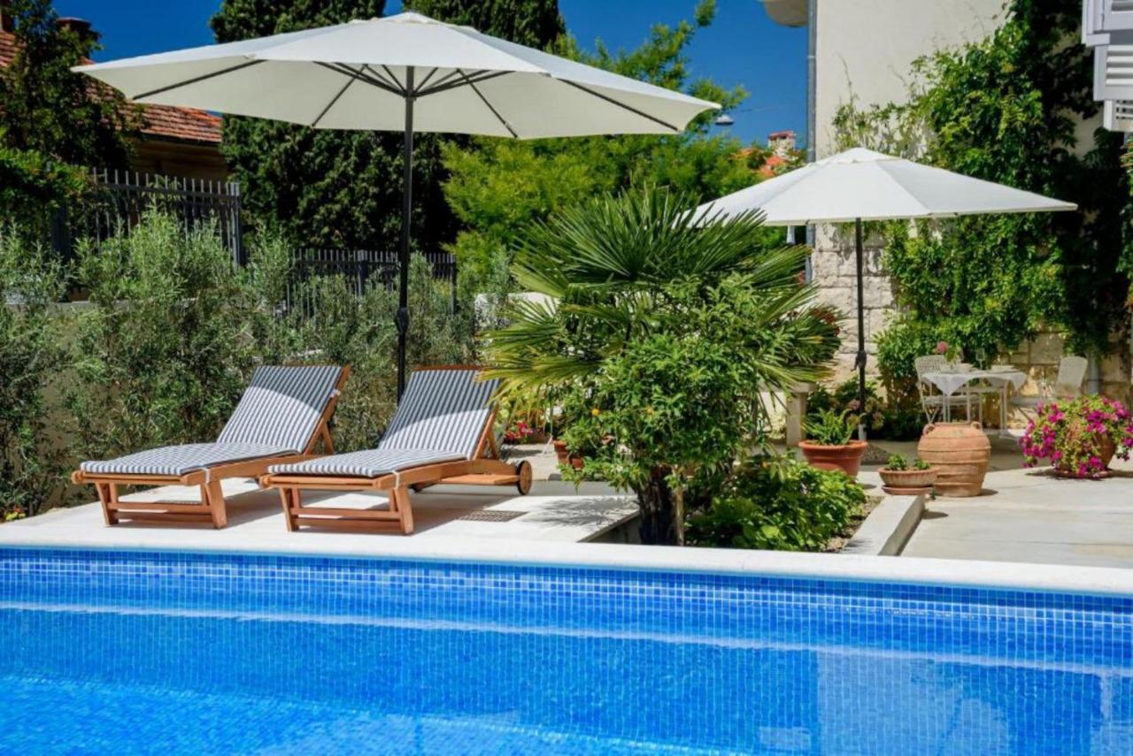 Casa de hóspedes Palace Schoen Milesi - Esense Of Prestige - Private Pool - Free Parking - Old Money Style Luxury - Walking Distance To The Old Town, The And Amenities - Buralux 4*