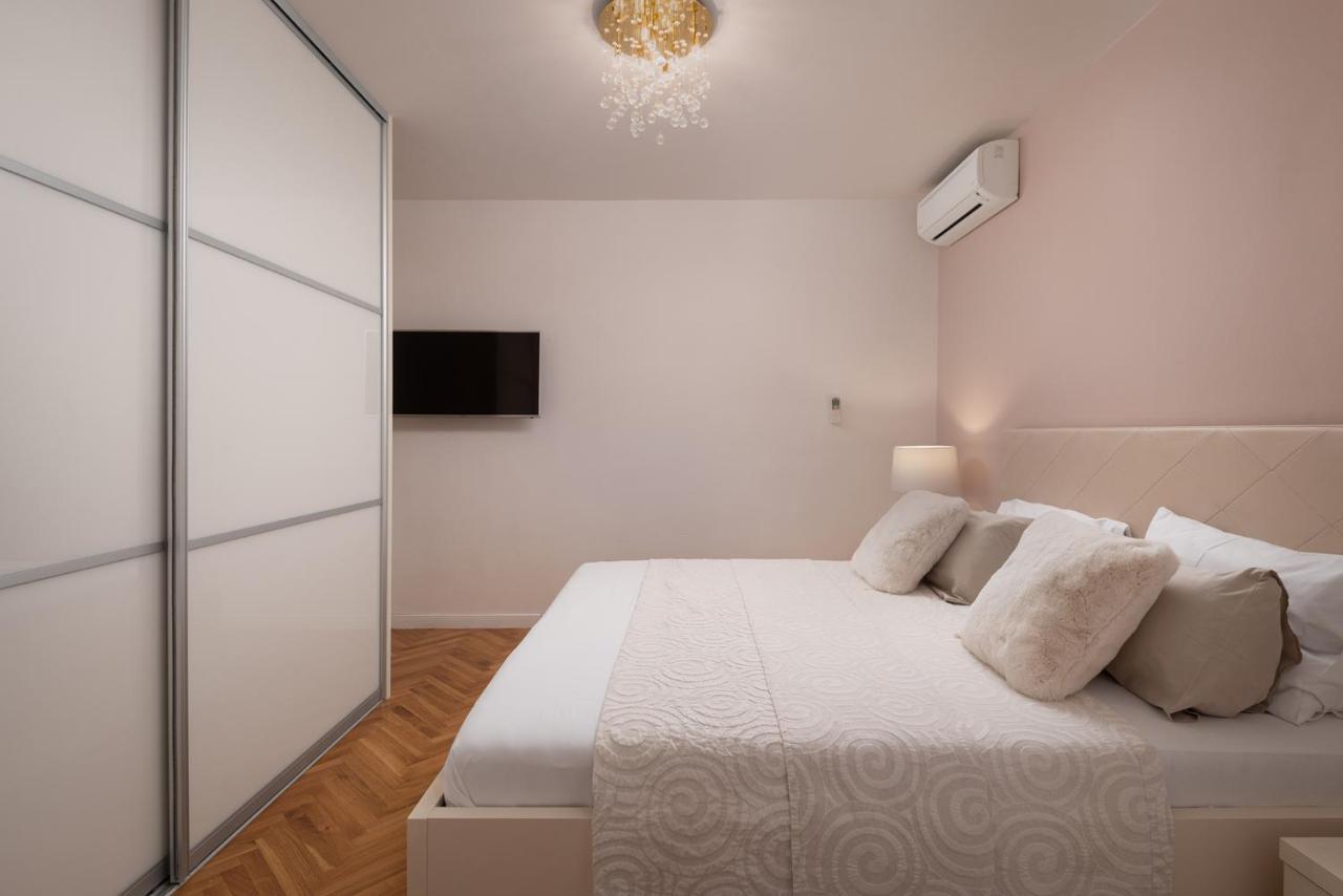 Luxury Oasis - Free Parking In Garage * Split