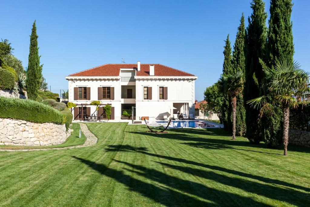 Exclusive Marnano - Center