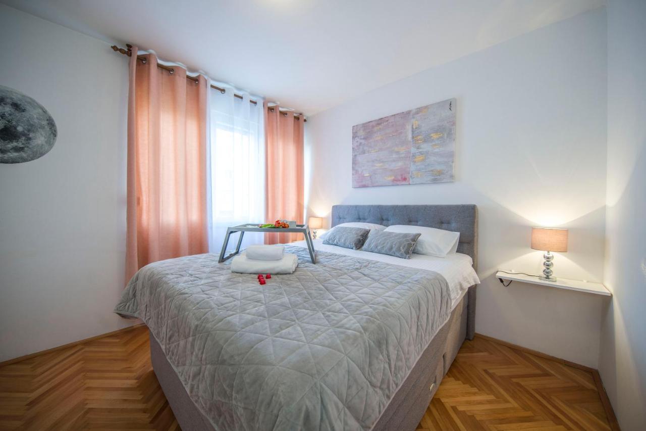 Nice Apartment *