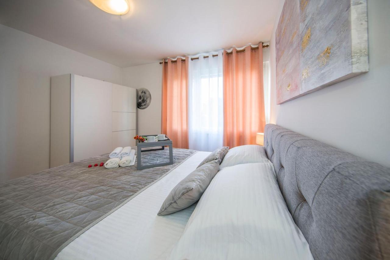 Apartment Nice Split