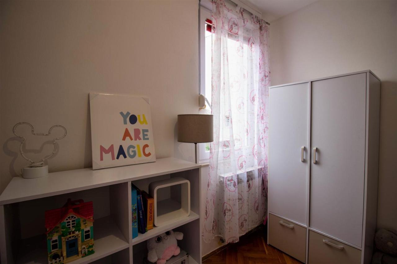 Apartman Modern Oasis Private Parking