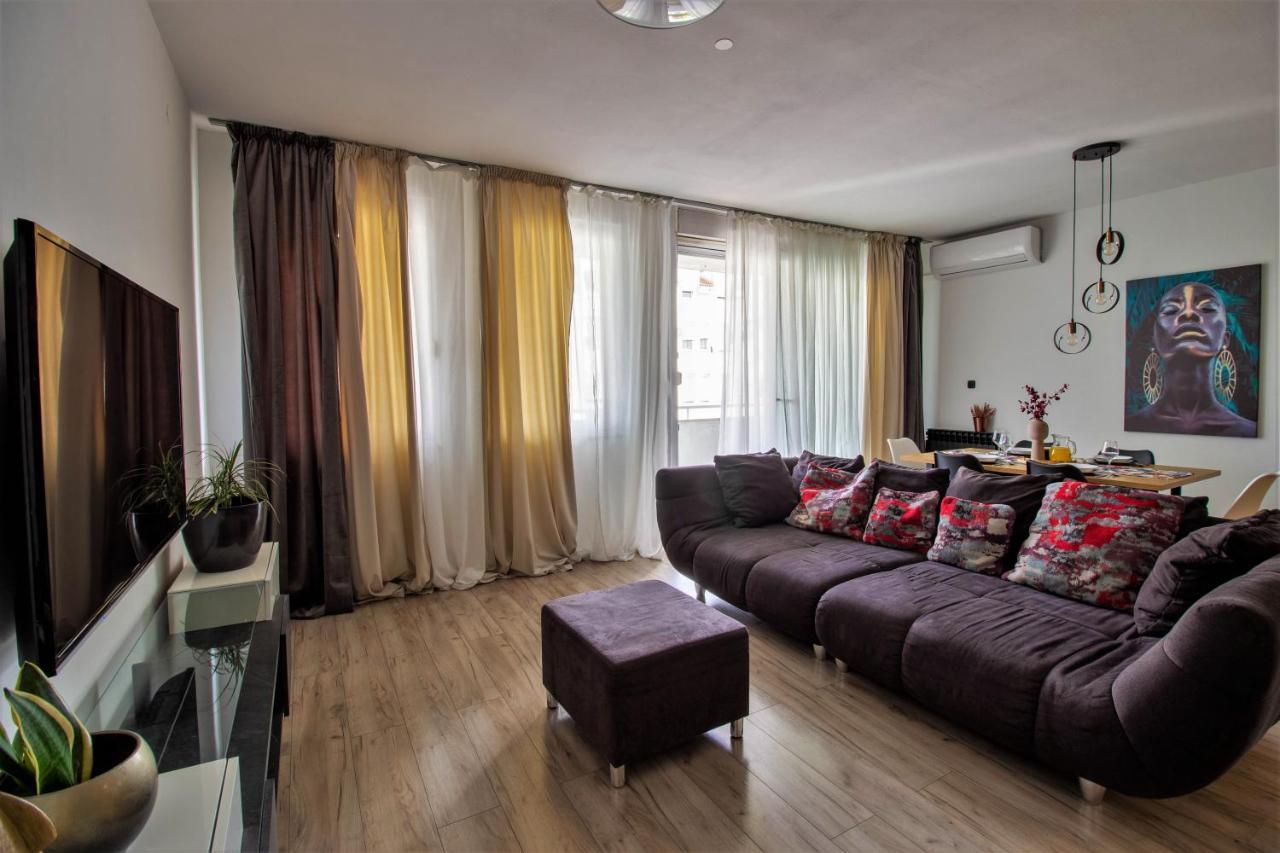 Modern Oasis Private Parking Apartman Split