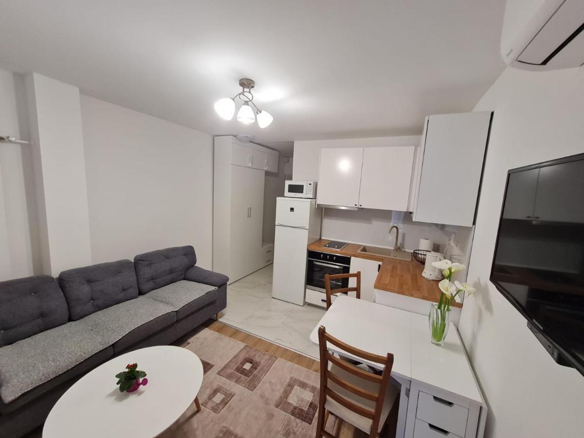 Apartment N&z