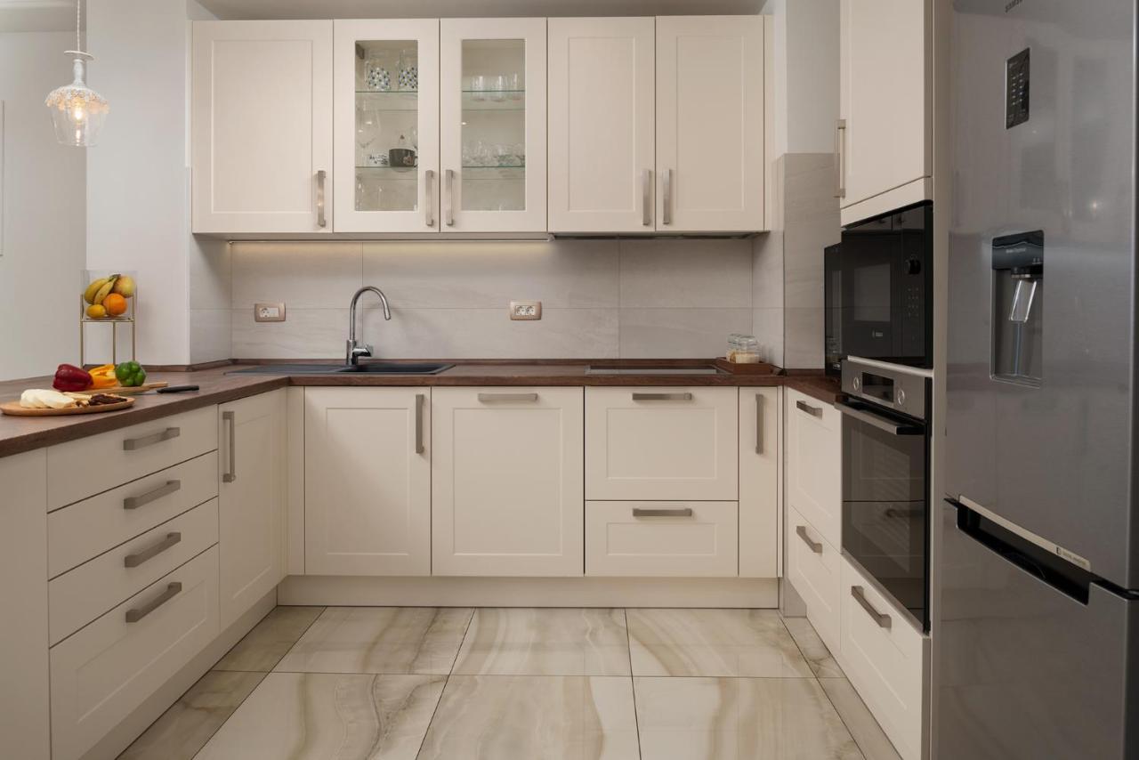 Luxury Oasis - Free Parking In Garage Appartement Split