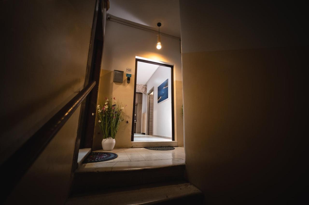Tifani Luxury Split