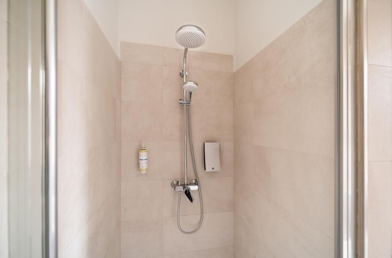 Tifani Luxury Split