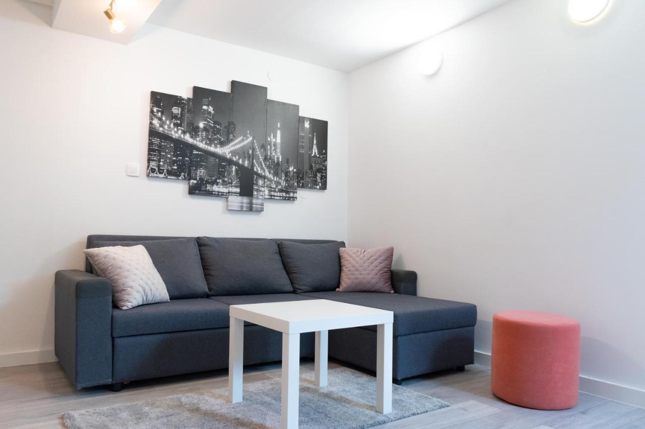Moon No.1 Apartment