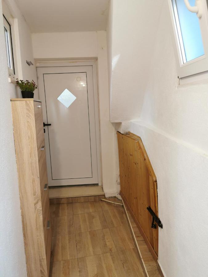 Apartment Jale