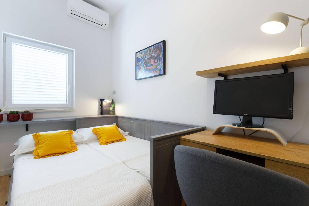 Dalmain Apartment Split