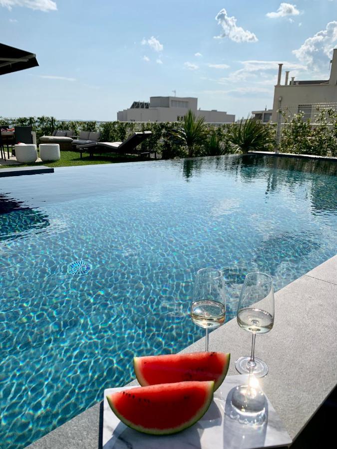 New Luxury With Private Heated Pool And Amazing Garden With Seaview