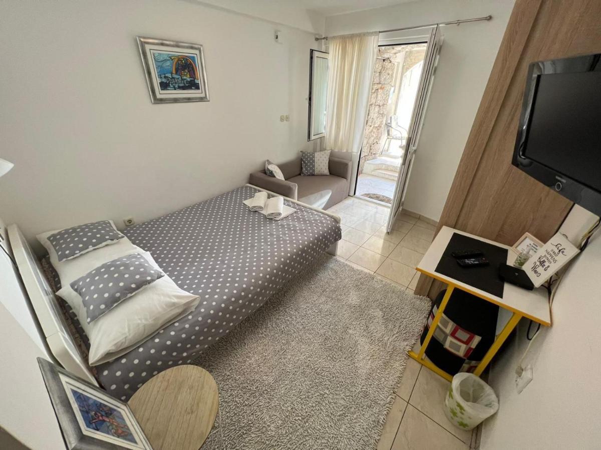 Apartment Old Town Nina 1
