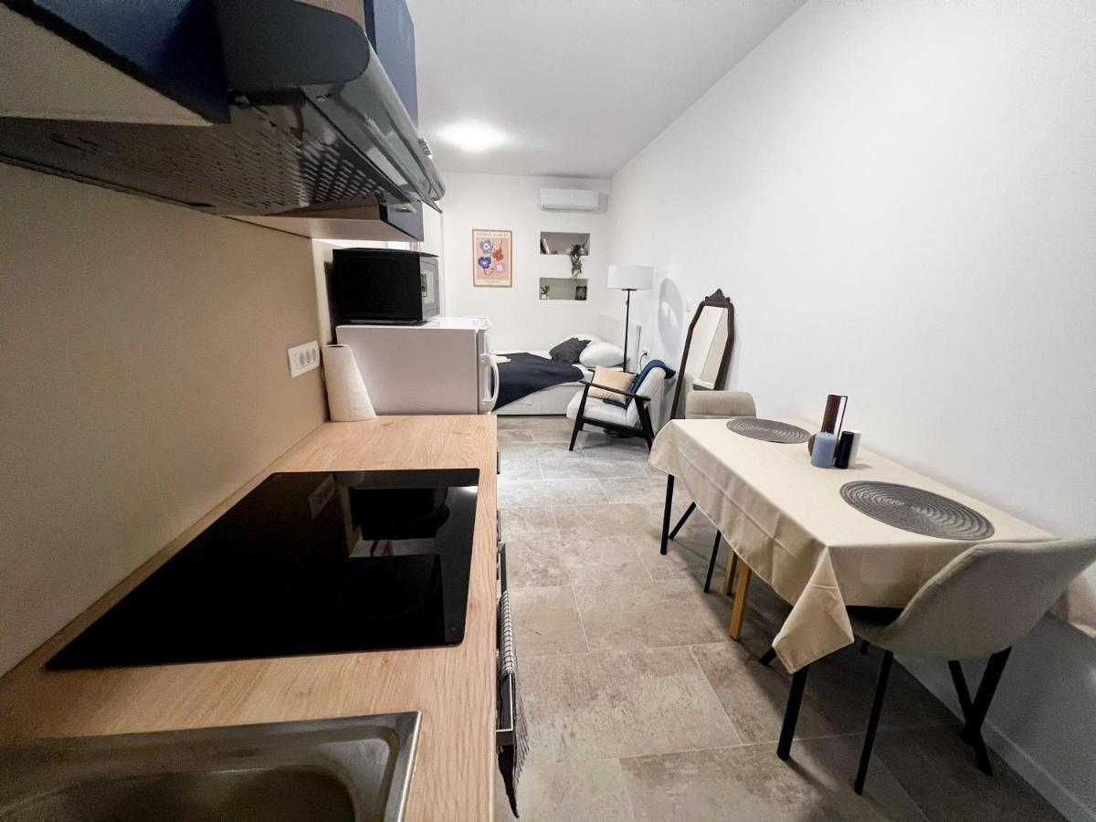 Apartman Blue Split