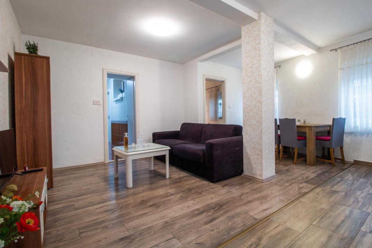 Apartments & Rooms Toni Guest house Split