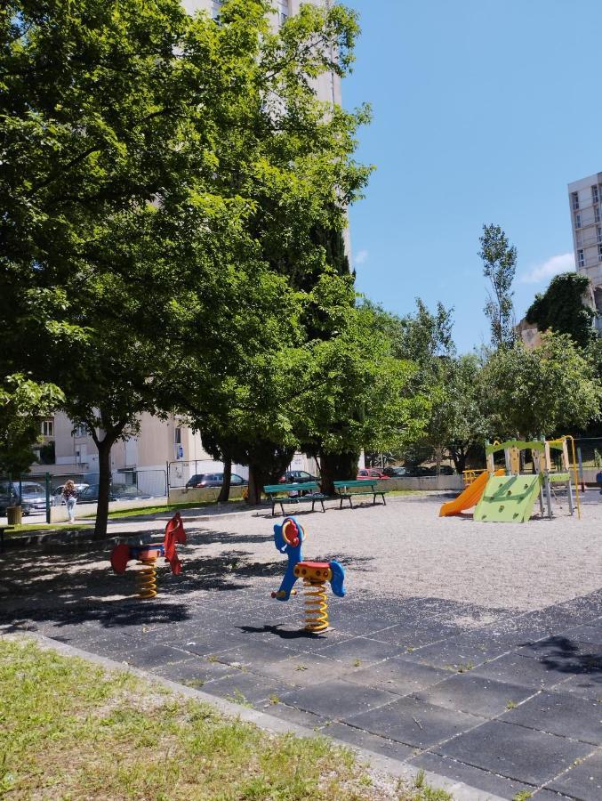 Apartamento Bella Vista - Cozy With Easy Check-in And Free Parking *