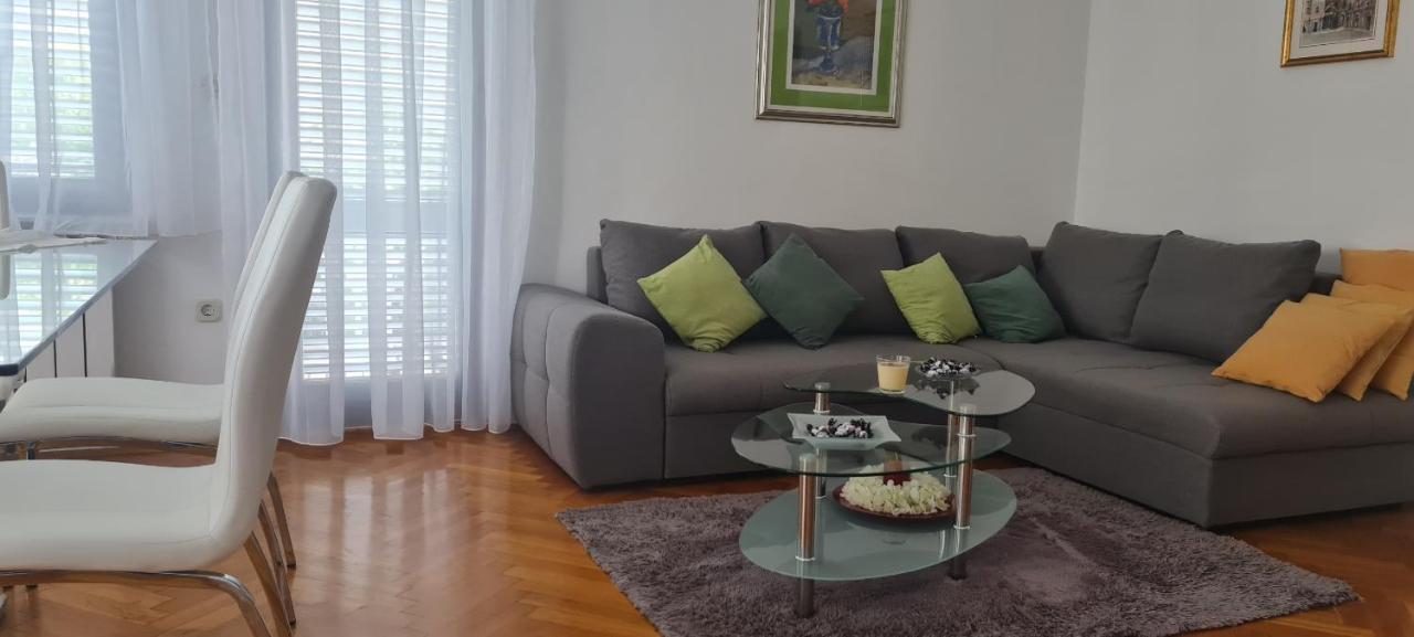 Ante 3* Split