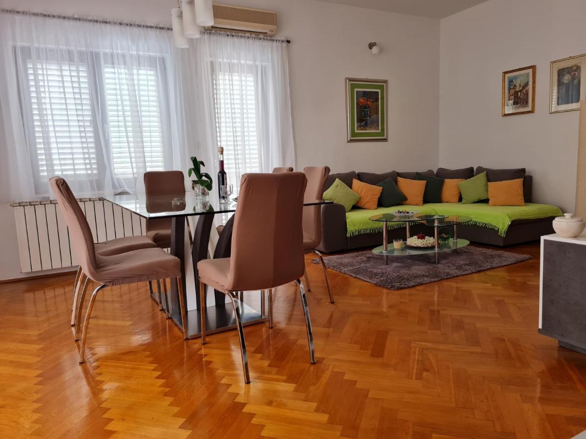 Ante 3* Split