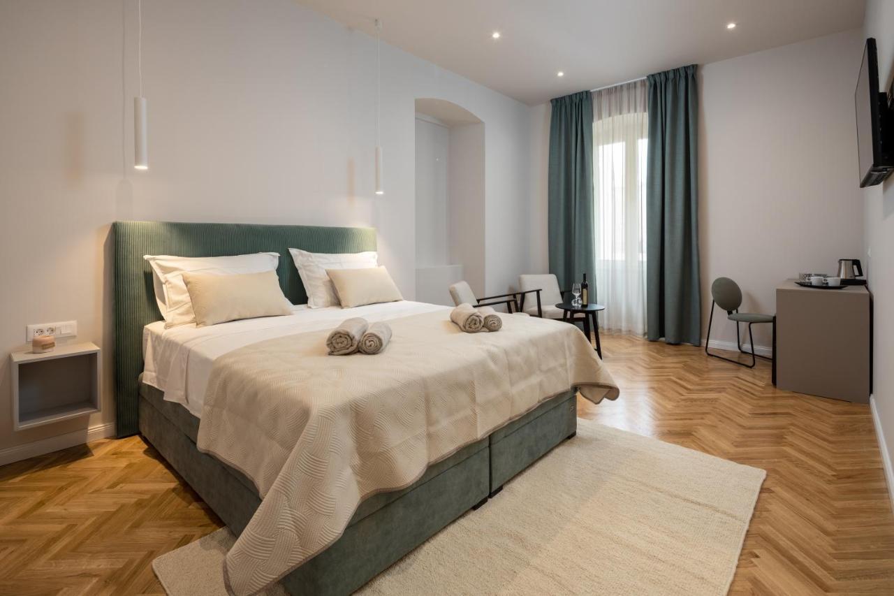 Boutique Lux Odello Old Town Apartment