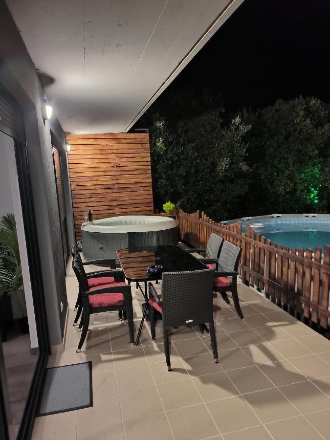 Apartment Nicol *